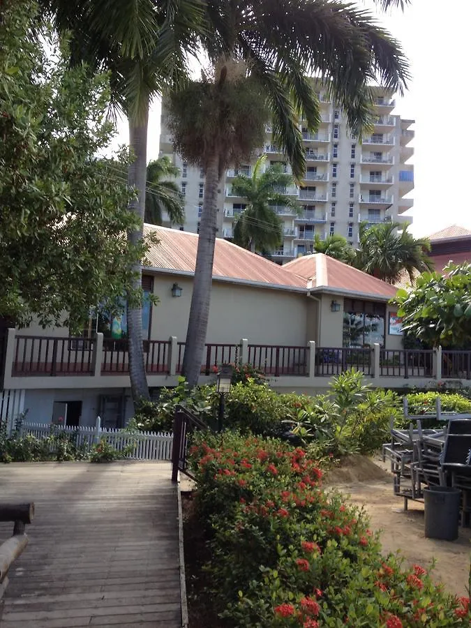 Montego Bay Club-Delux Seaside Condo